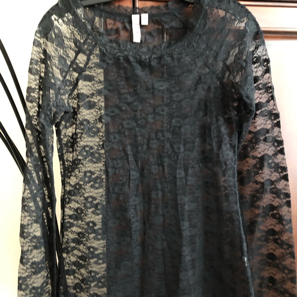 Mudd Black Lace Top Size L